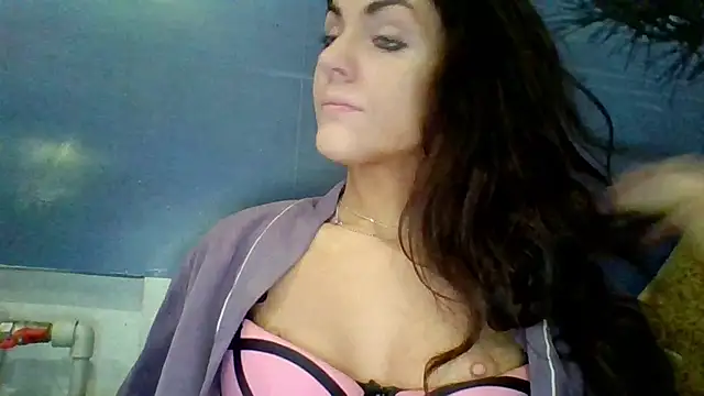 Snapshot of AliceTailor chatting on 06.29.26 AliceTailor online show from 06.29.26
