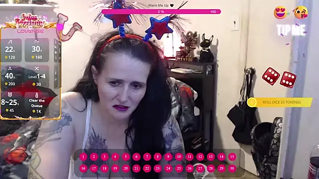Snapshot of Demonicmiss chatting on 05.25.26 Demonicmiss online show from 05.25.26