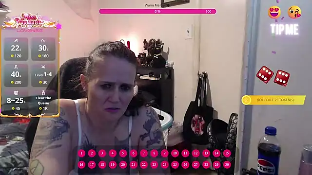 Snapshot of Demonicmiss chatting on 06.02.26 Demonicmiss online show from 06.02.26