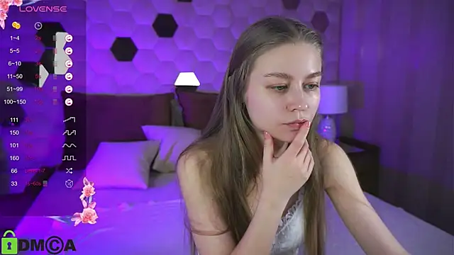 Snapshot of Polumna_cute chatting on 01.25.25 Polumna cute online show from 01.25.25