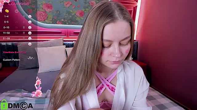 Snapshot of Polumna_cute chatting on 02.14.25 Polumna cute online show from 02.14.25