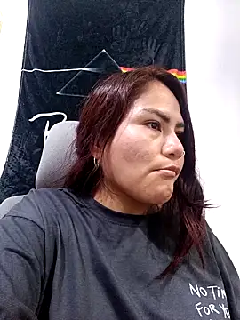 ZUCAAT online show from 10.04.25