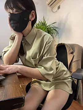 Snapshot of Annabody chatting on 02.18.25 Annabody online show from 02.18.25