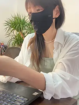 Snapshot of Annabody chatting on 09.15.25 Annabody online show from 09.15.25