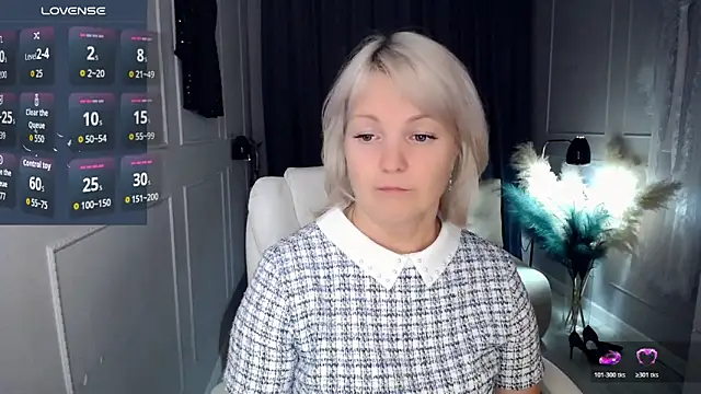 Juarnea online show from 11.26.25