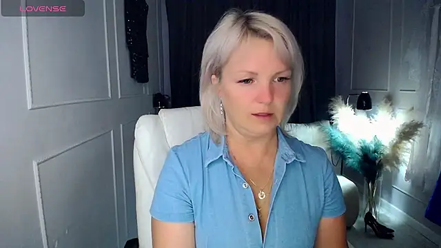 Juarnea online show from 03.18.26