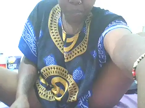 Snapshot of sweet_bigclit chatting on 03.07.25 sweet bigclit online show from 03.07.25