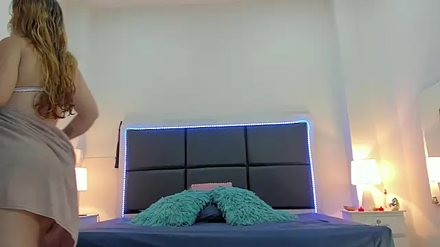 Snapshot of Aslhyn_Gomez chatting on 10.02.25 Aslhyn Gomez online show from 10.02.25