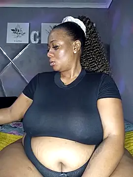 CocoBootyyy online show from 04.18.26