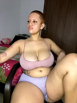 Charlotee  online show from 09.13.25