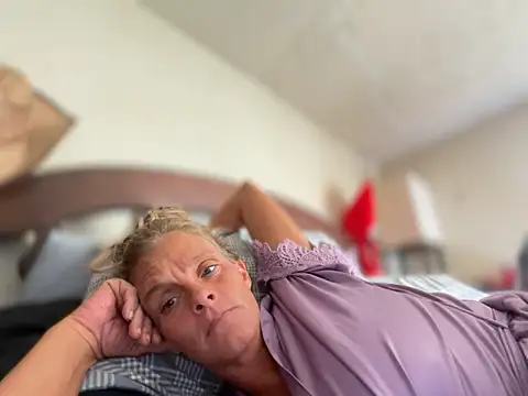 vixendoll87 online show from 03.10.25