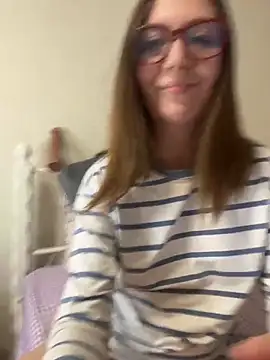 BeatriceTender online show from 04.19.26