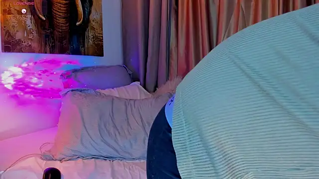 liam oficial02 online show from 09.21.25