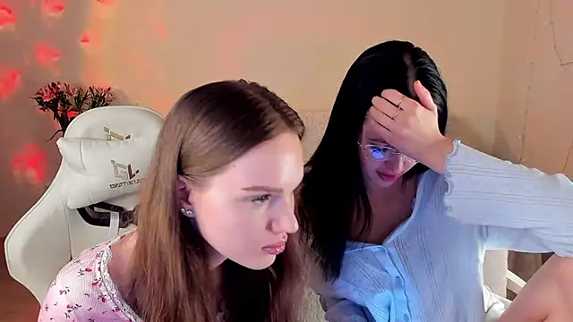 Snapshot of MishkaMe chatting on 03.06.26 MishkaMe online show from 03.06.26