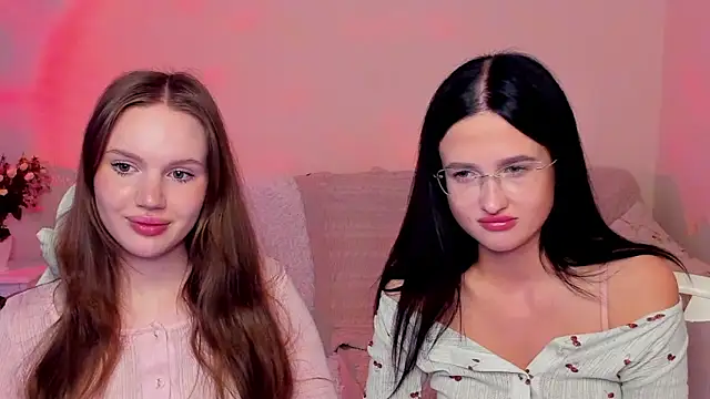 Snapshot of MishkaMe chatting on 03.27.26 MishkaMe online show from 03.27.26