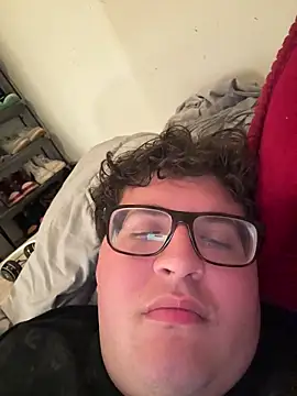 Snapshot of masturbatingman200 chatting on 11.23.25 masturbatingman200 online show from 11.23.25