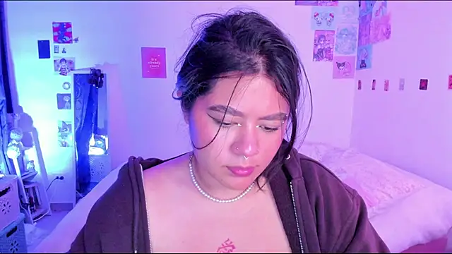 Snapshot of StephaniFox chatting on 01.19.25 StephaniFox online show from 01.19.25