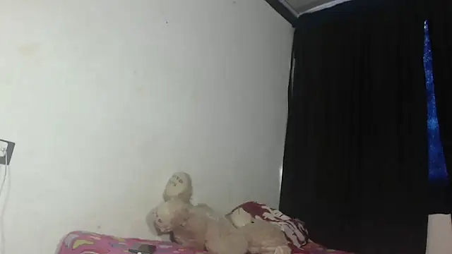 Snapshot of nathasha15 chatting on 02.17.26 nathasha15 online show from 02.17.26