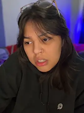 miacanela xo online show from 12.15.25