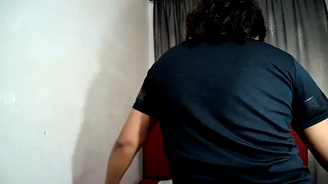 Cute Indian00 online show from 02.10.25