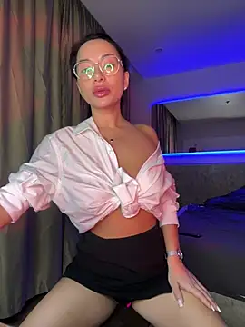 Snapshot of Melisa_Ester chatting on 02.22.25 Melisa Ester online show from 02.22.25