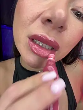 Snapshot of Melisa_Ester chatting on 09.27.25 Melisa Ester online show from 09.27.25