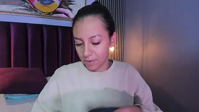 Tamaraakins online show from 12.17.25