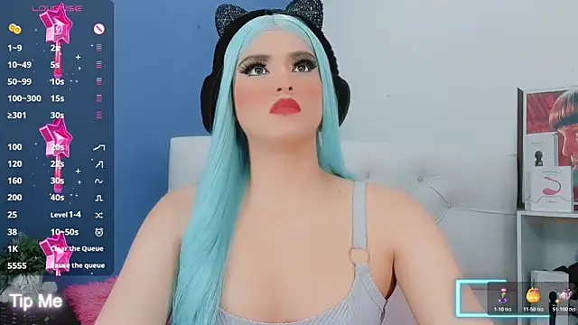 Snapshot of valentina_princess_ chatting on 11.17.25 valentina princess online show from 11.17.25