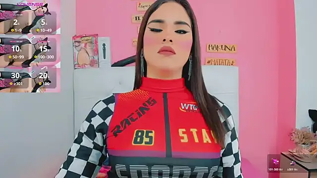 Snapshot of valentina_princess_ chatting on 05.19.26 valentina princess online show from 05.19.26