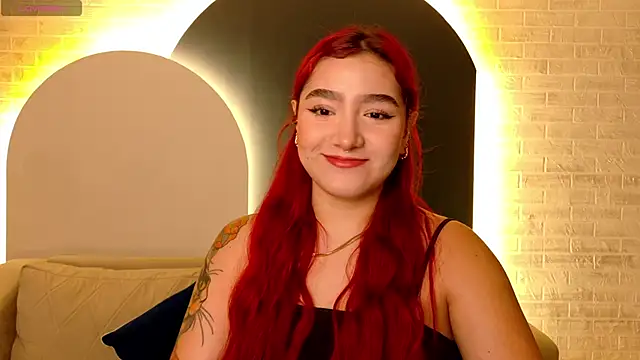 Snapshot of ViolettCastel chatting on 11.09.25 ViolettCastel online show from 11.09.25