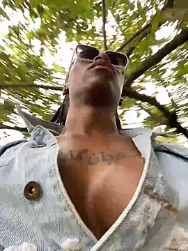 sweetsarabig22cm online show from 03.05.25