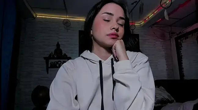 Kimmymadison- online show from 03.01.25