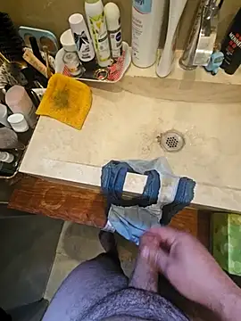 dominemoi4 online show from 10.21.25