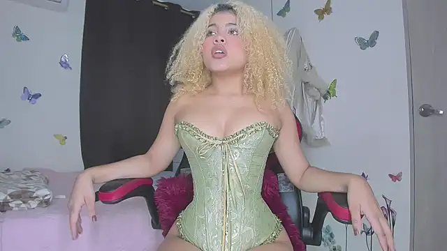 sofiacastillo01 online show from 09.12.25