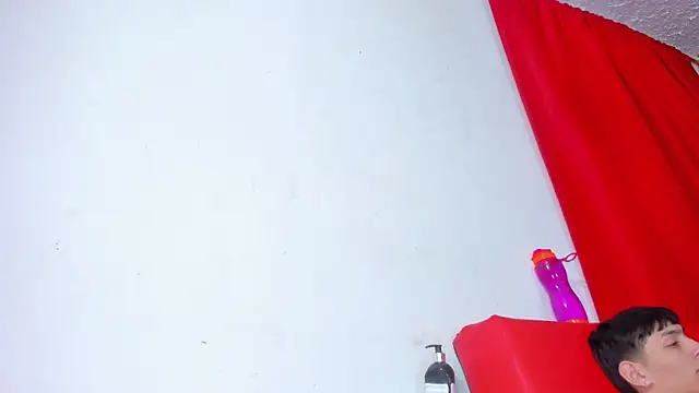 Extreme Team8 online show from 02.21.25