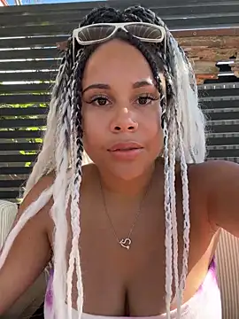 HaileyDiana online show from 09.12.25