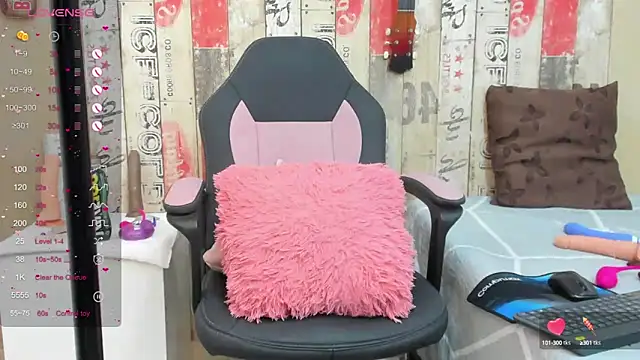 Snapshot of galatea_rous chatting on 02.10.25 galatea rous online show from 02.10.25