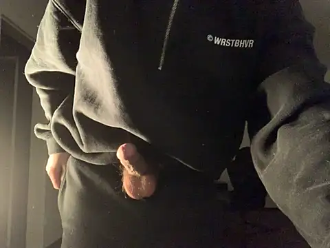 Snapshot of KendrickJiz chatting on 11.20.25 KendrickJiz online show from 11.20.25