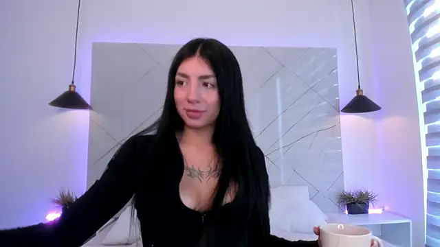 ANTONELLA  ROUSE  online show from 07.12.26