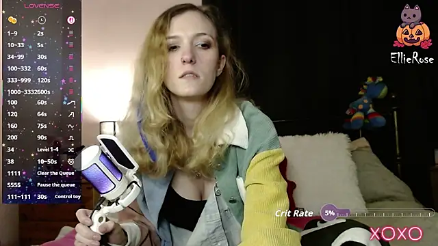 EllieeRose online show from 11.16.25