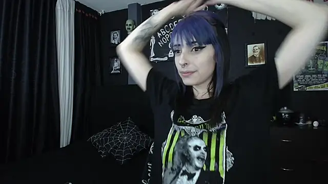 Snapshot of Goddess_Mortem chatting on 01.03.25 Goddess Mortem online show from 01.03.25