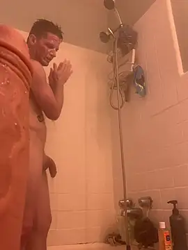 Snapshot of trash4cash chatting on 01.06.25 trash4cash online show from 01.06.25