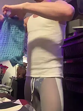 Snapshot of trash4cash chatting on 02.17.25 trash4cash online show from 02.17.25