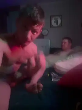 Snapshot of trash4cash chatting on 03.15.25 trash4cash online show from 03.15.25