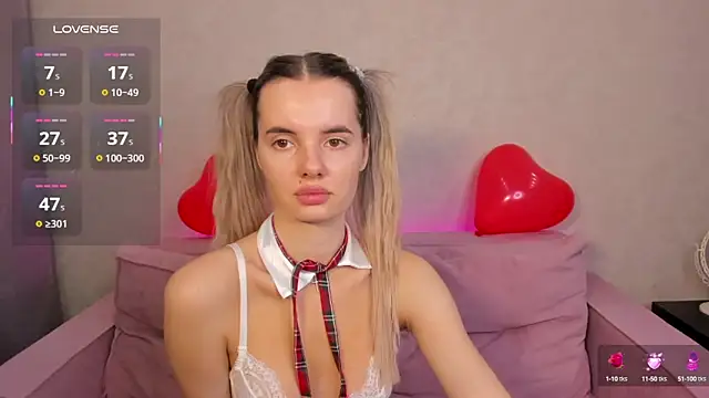 Snapshot of Erika_Carpenter chatting on 02.19.25 Erika Carpenter online show from 02.19.25