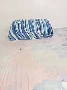 Snapshot of Reecekay chatting on 03.19.25 Reecekay online show from 03.19.25