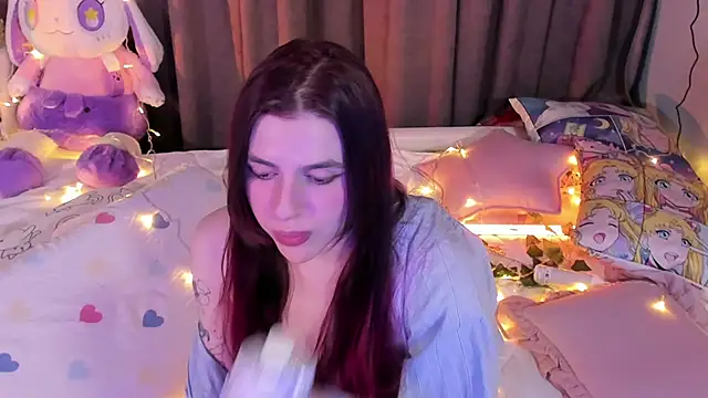 Snapshot of Supaidagaru chatting on 02.13.25 Supaidagaru online show from 02.13.25