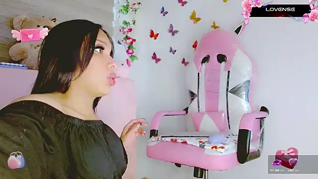 Snapshot of amaranta1411- chatting on 03.22.25 amaranta1411- online show from 03.22.25