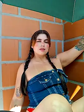 Juliietha servas online show from 01.22.25