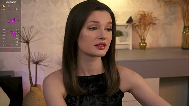 Snapshot of Eva_Golden chatting on 01.23.25 Eva Golden online show from 01.23.25